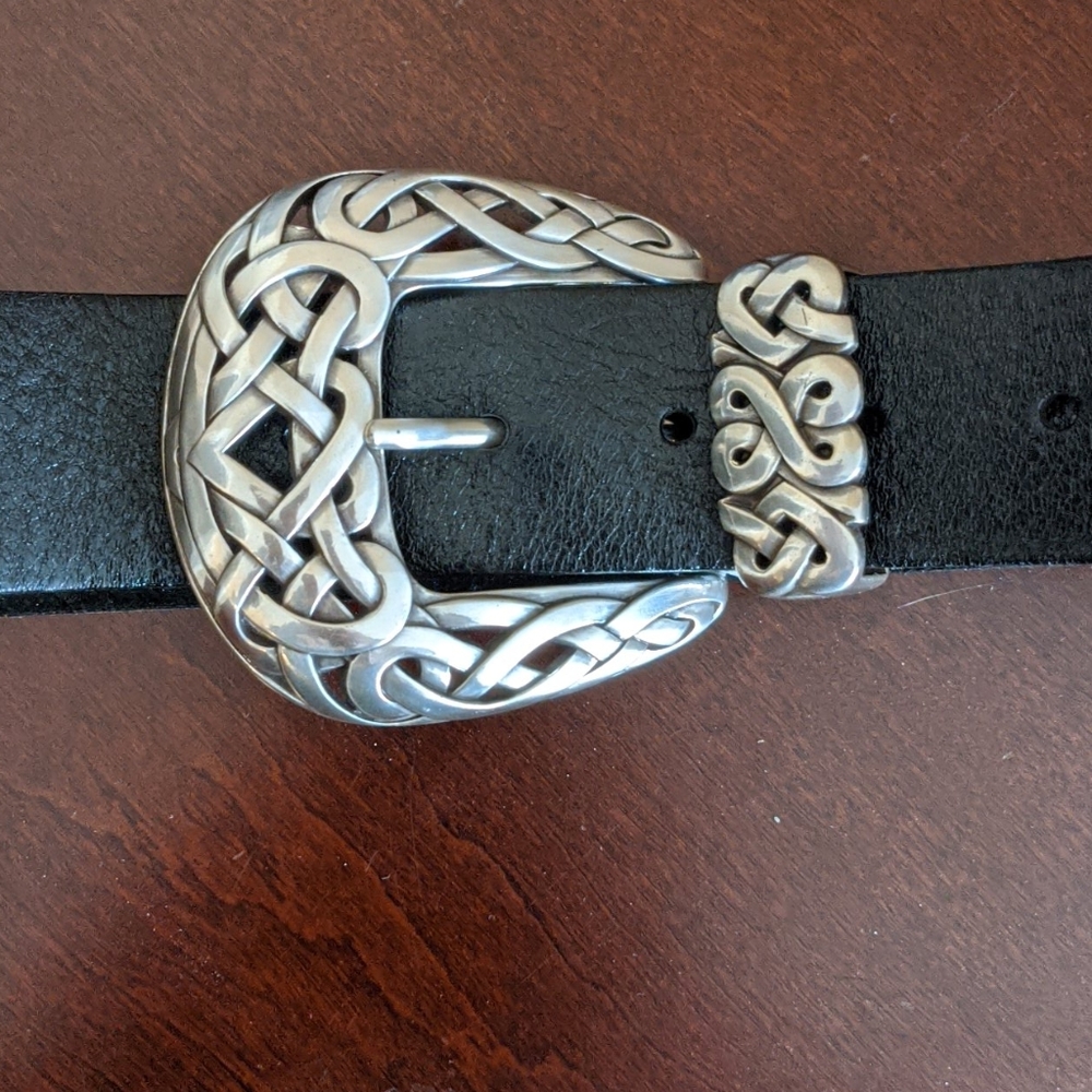 Size small black leather belt